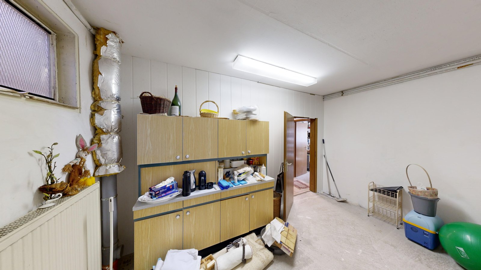 *VERKAUFT* | Einfamilienhaus mit 3 Garagen & Garten in idyllischer Waldrandlage