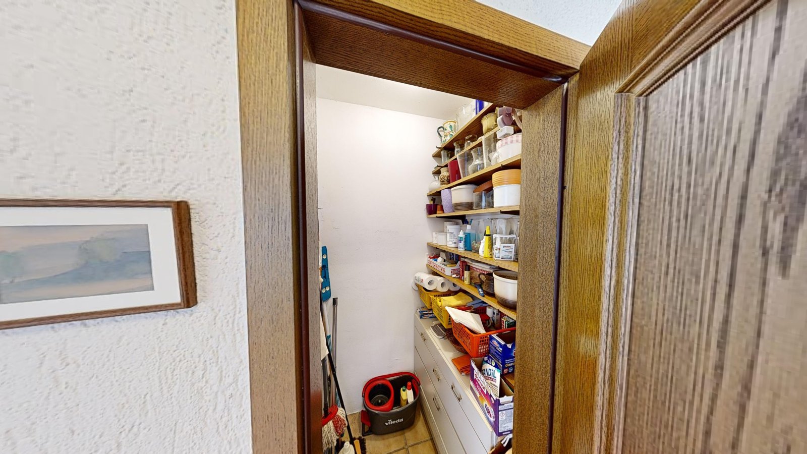 *VERKAUFT* | Einfamilienhaus mit 3 Garagen & Garten in idyllischer Waldrandlage