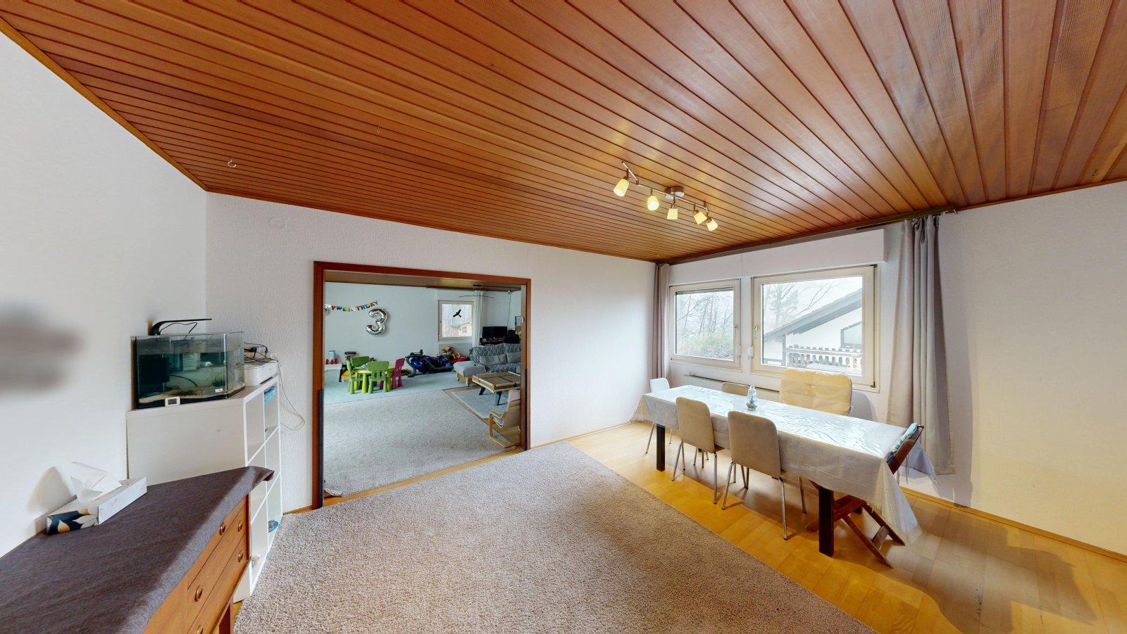 *VERKAUFT* | Erbpacht am Waldrand | Einfamilienhaus mit Einliegerwohnung, Garten & Garage