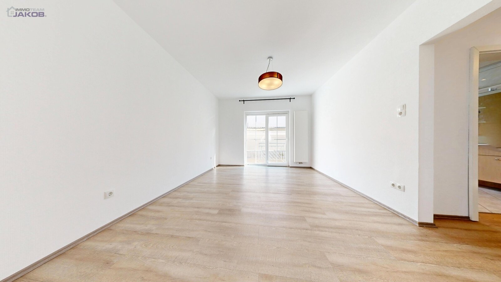 Ein-/Zweifamilienhaus mit Garage und Stellplatz in Miesenbach