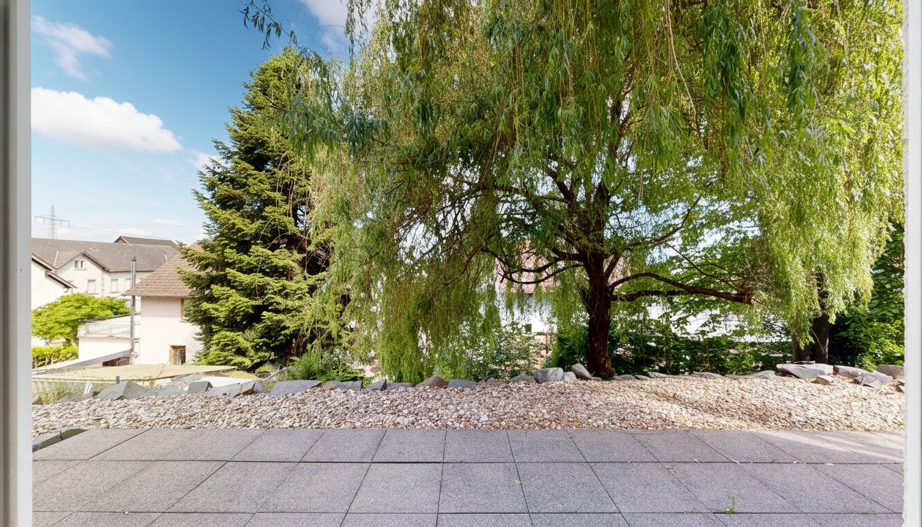 Modernes freistehendes Stadthaus mit Garten in zentraler und ruhiger Bestlage