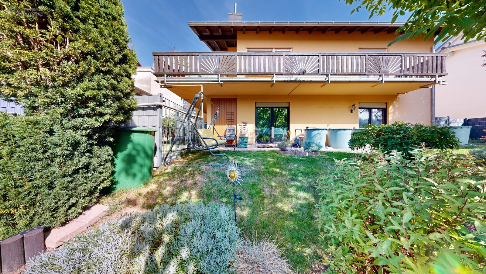 Platz zum Leben | Einfamilienhaus mit Garten, Kaminofen & großzügigem Balkon