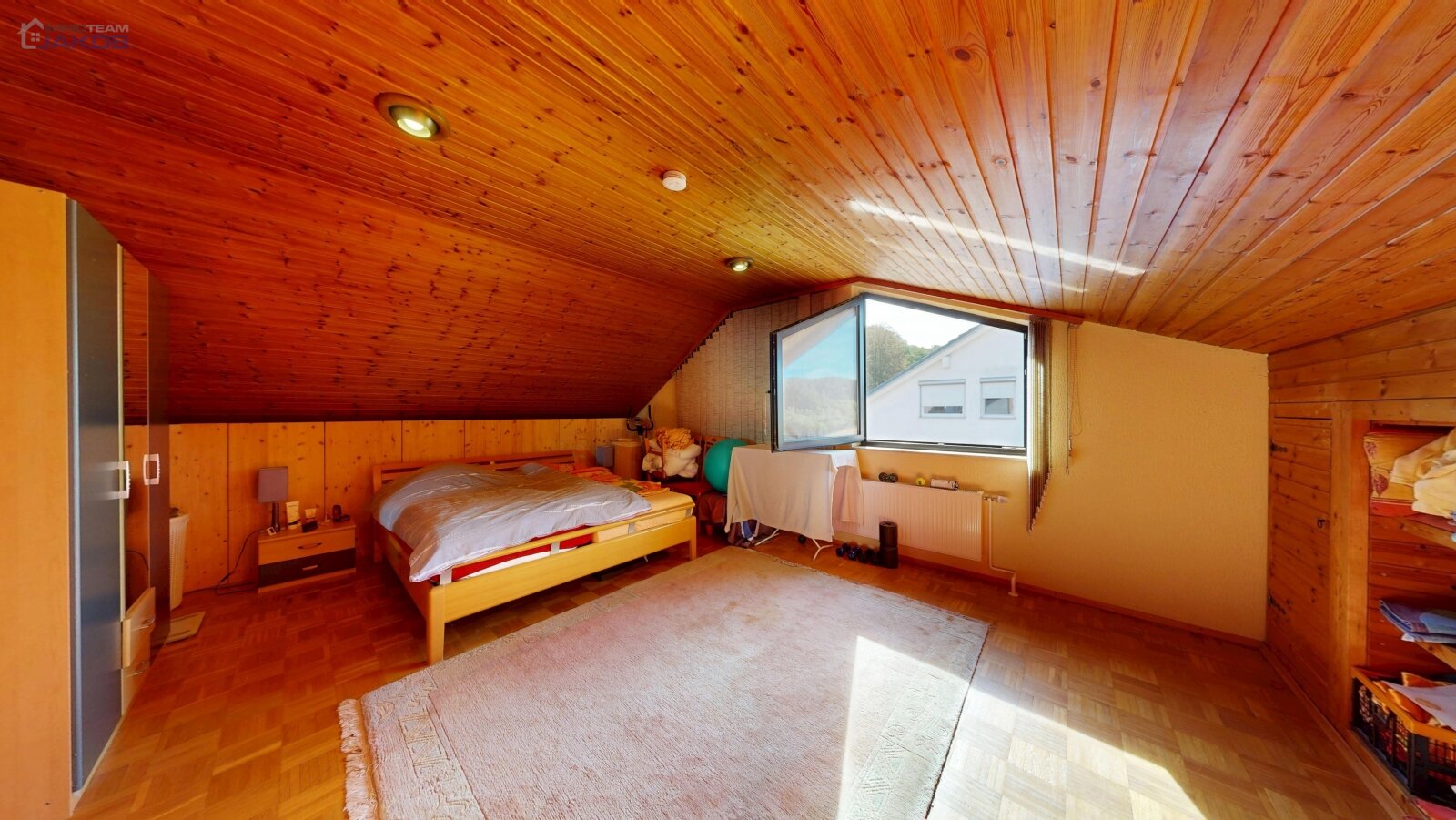 Platz zum Leben | Einfamilienhaus mit Garten, Kaminofen & großzügigem Balkon