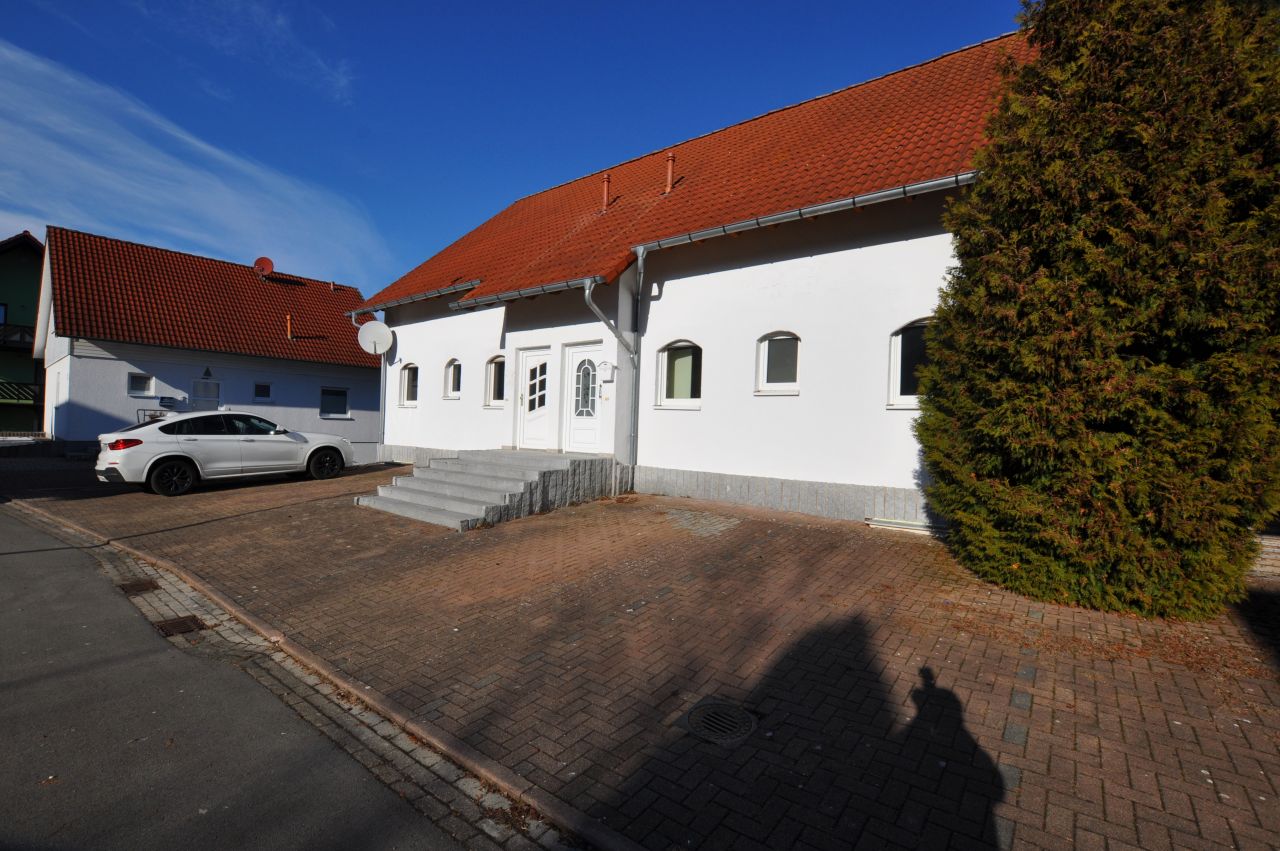 Zwei zum Preis von einem!!! Doppelhaus mit vielen Möglichkeiten  