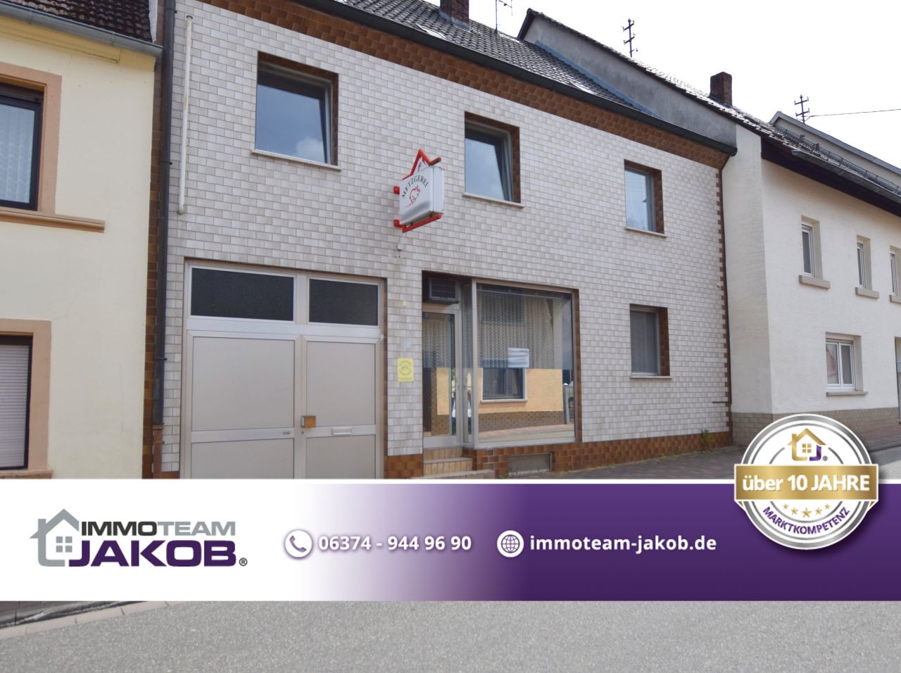 Einfamilienhaus mit Photovoltaikanlage, Kühlhaus und Wiesengrundstück 