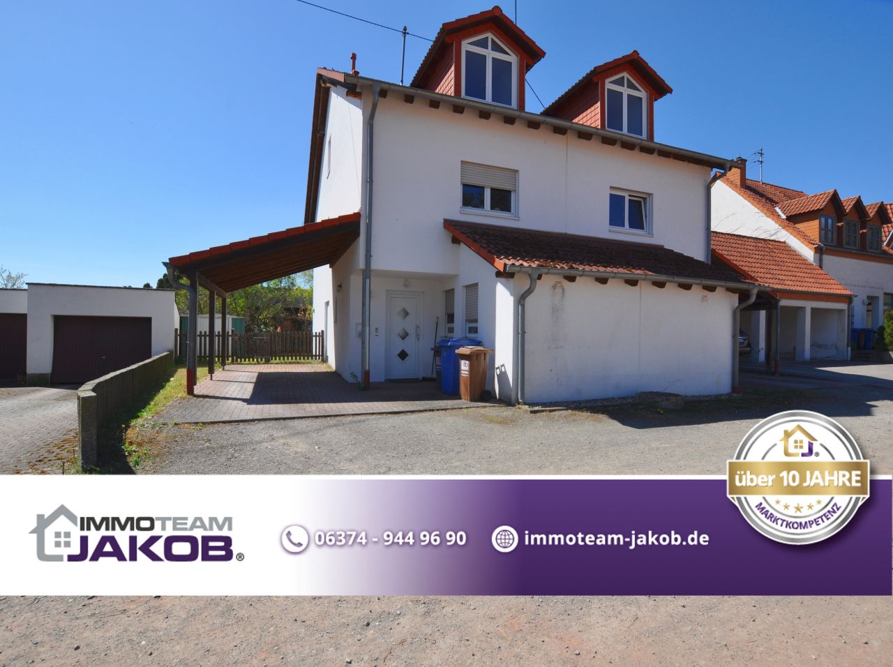 Paketpreis: Zwei Doppelhaushälften mit Carport & Garten in Feldrandlage 