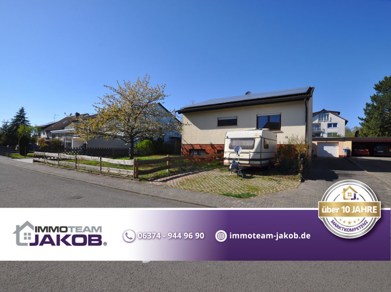 Erbpacht | Einfamilienhaus in schönster Wohnlage mit großem Garten, Photovoltaikanlage & Garage 