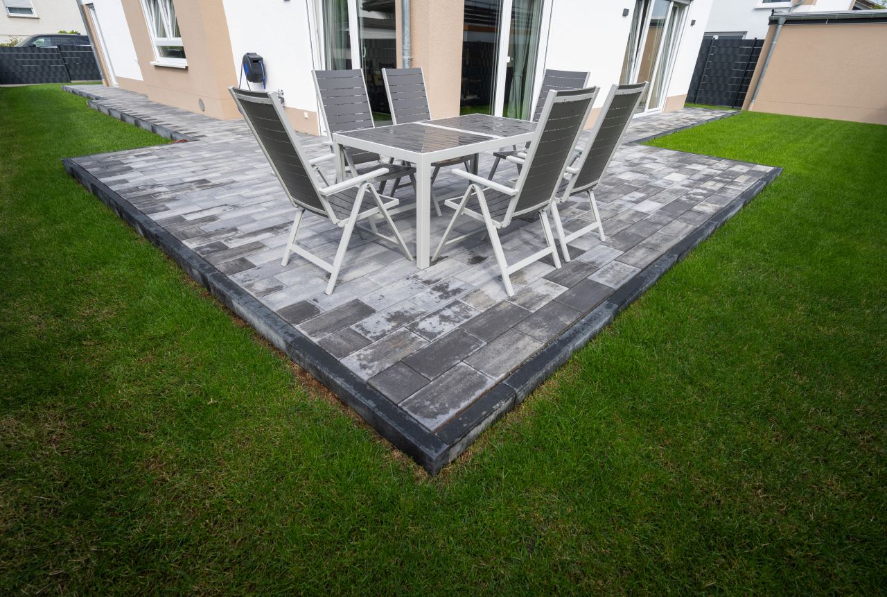 - garden/terrace - garden/terrace