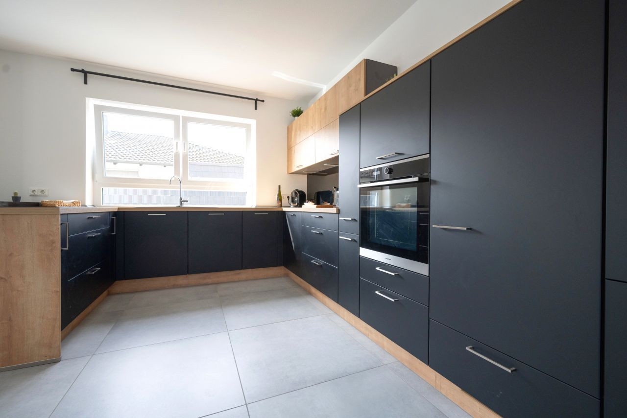 - kitchen - kitchen