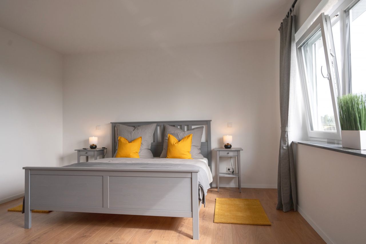 - bedroom - bedroom