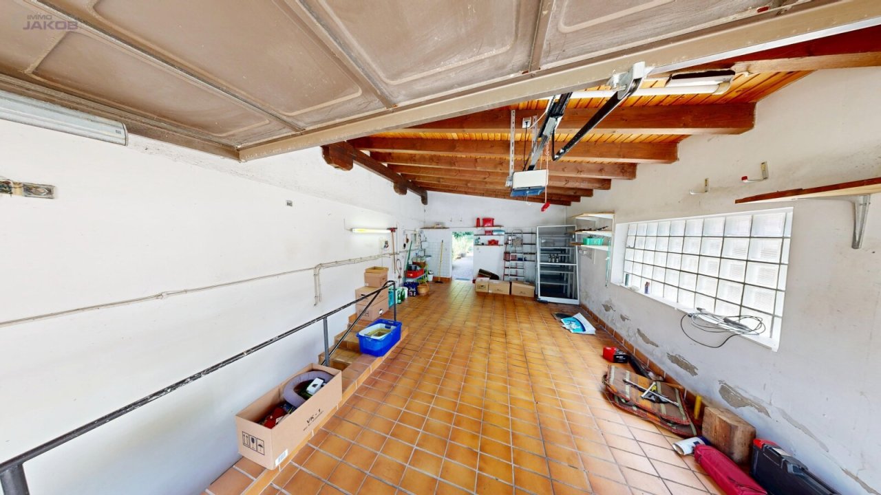 Garage Garage