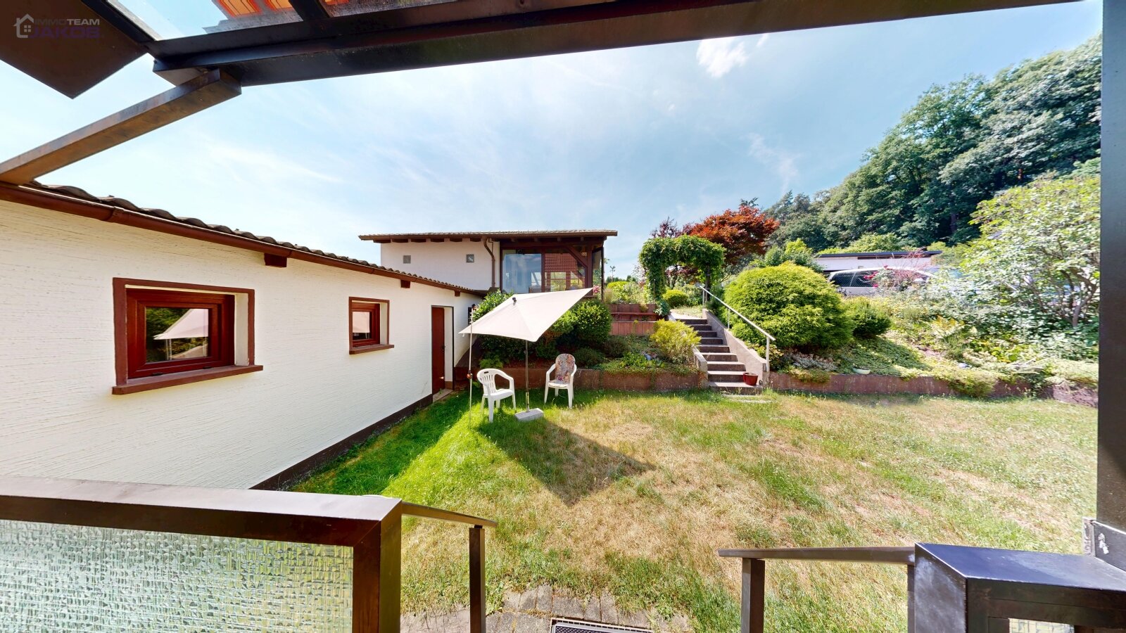 Blick vom Balkon - EG