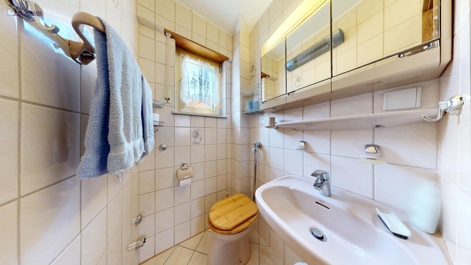 WC - EG