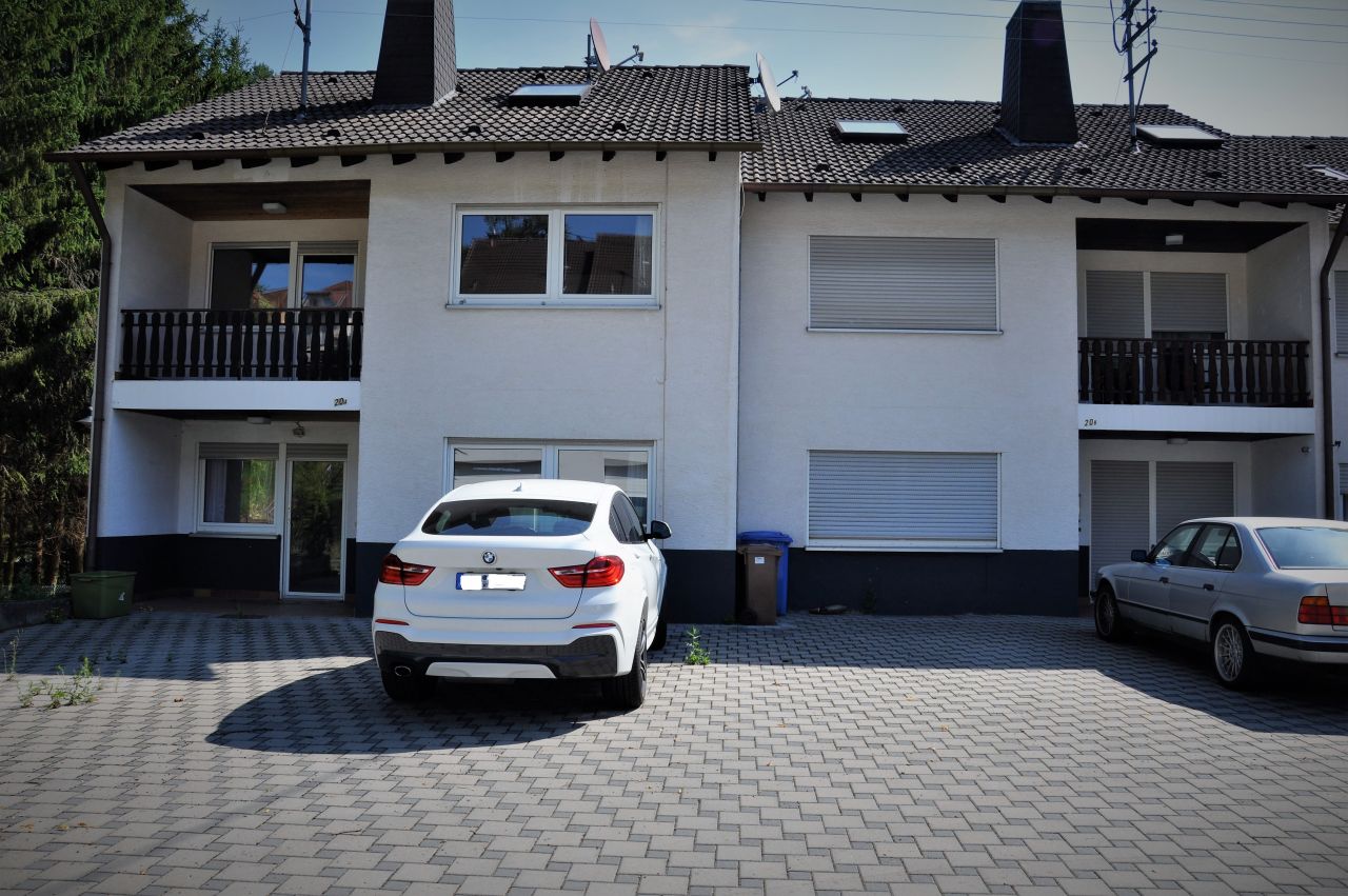 Gemütliches Reihenendhaus am Waldrand von Mittelbrunn 