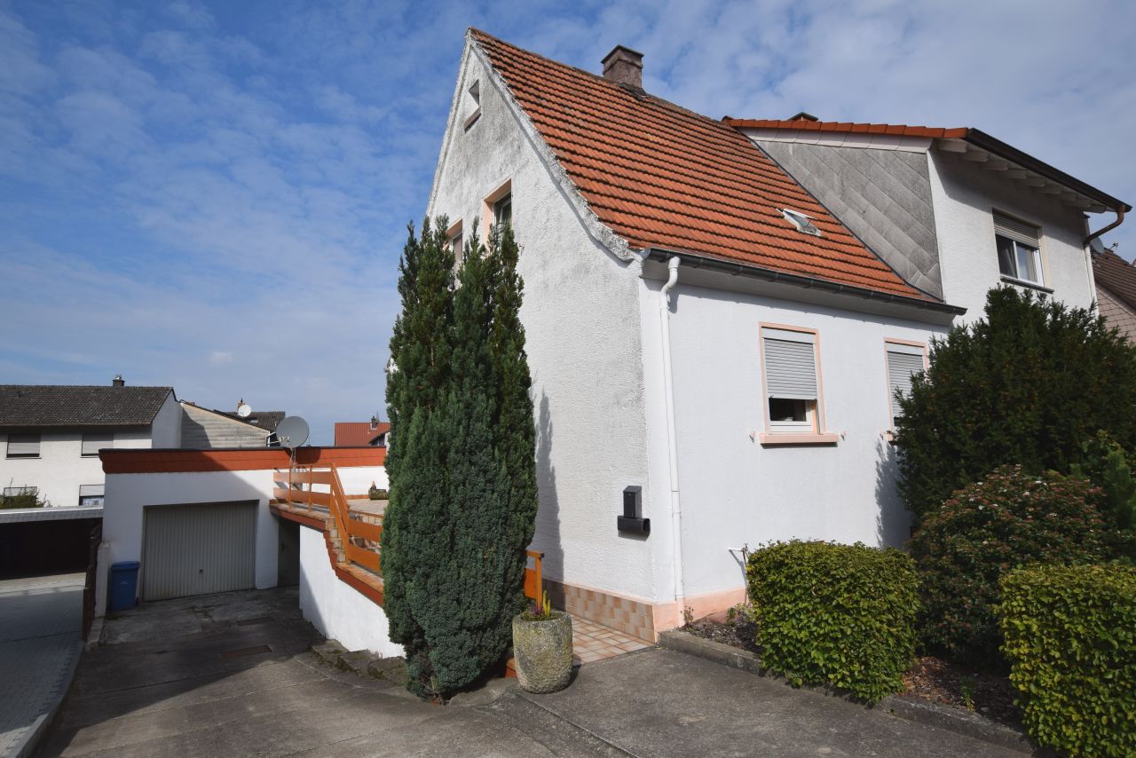 VERKAUFT | Landstuhl: Mein Garten, meine Terrasse, meine Werkstatt, mein Haus 