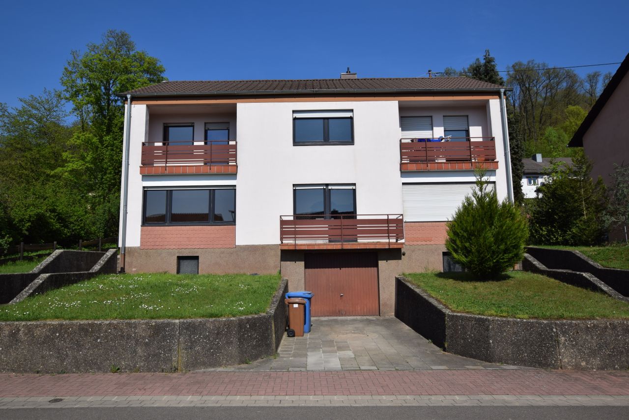 Zwei zum Preis von einem!!! Attraktives Doppelhaus am Fuß der Sickinger Höhe 