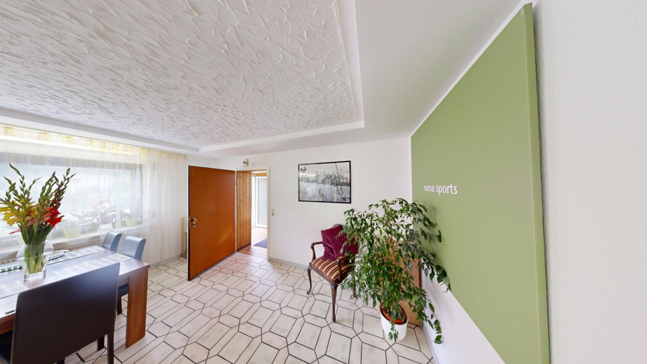 Wohnzimmer | Einliegerwohnung (links) Wohnzimmer | Einliegerwohnung (links)