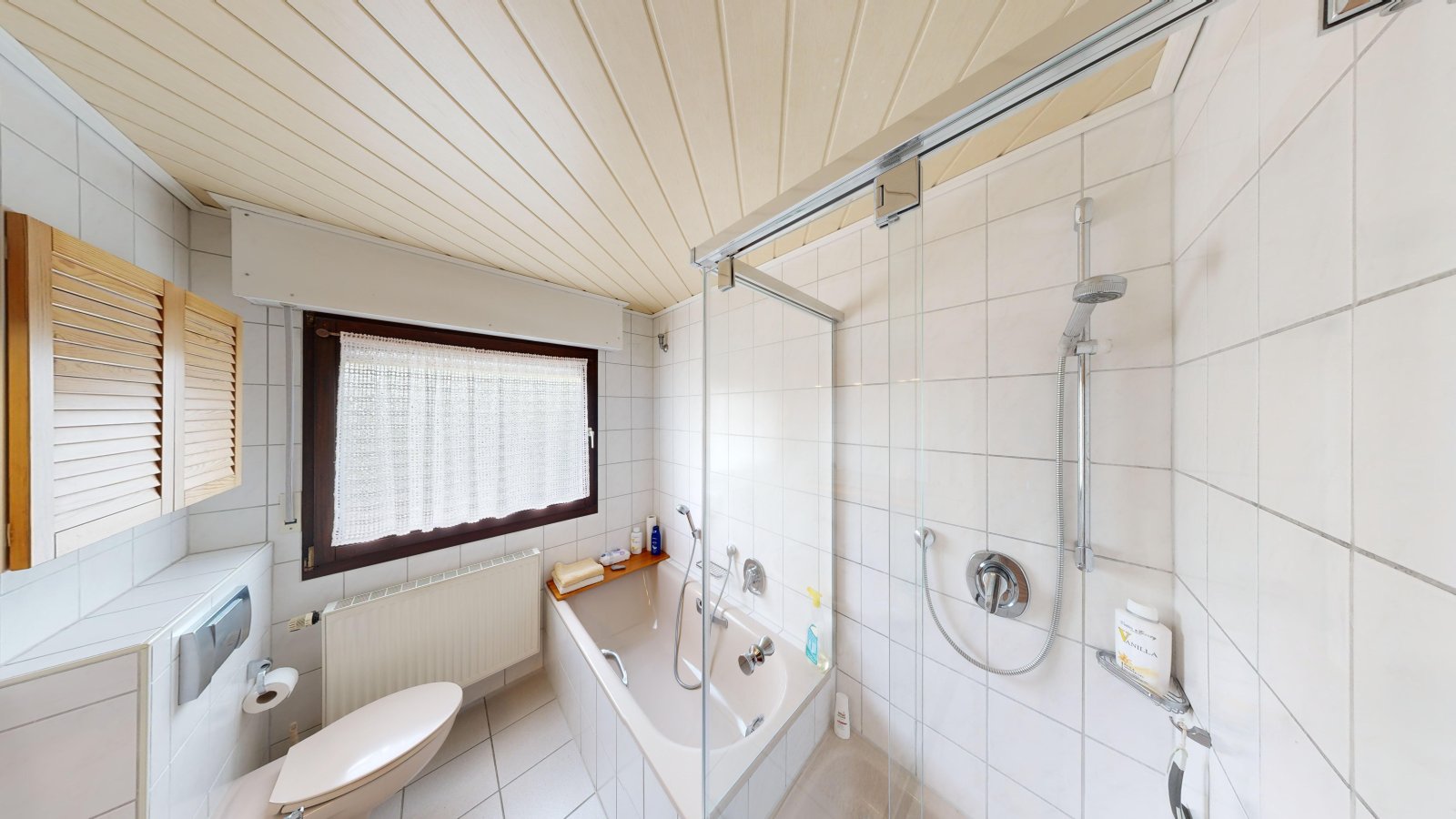 Badezimmer EG Badezimmer EG