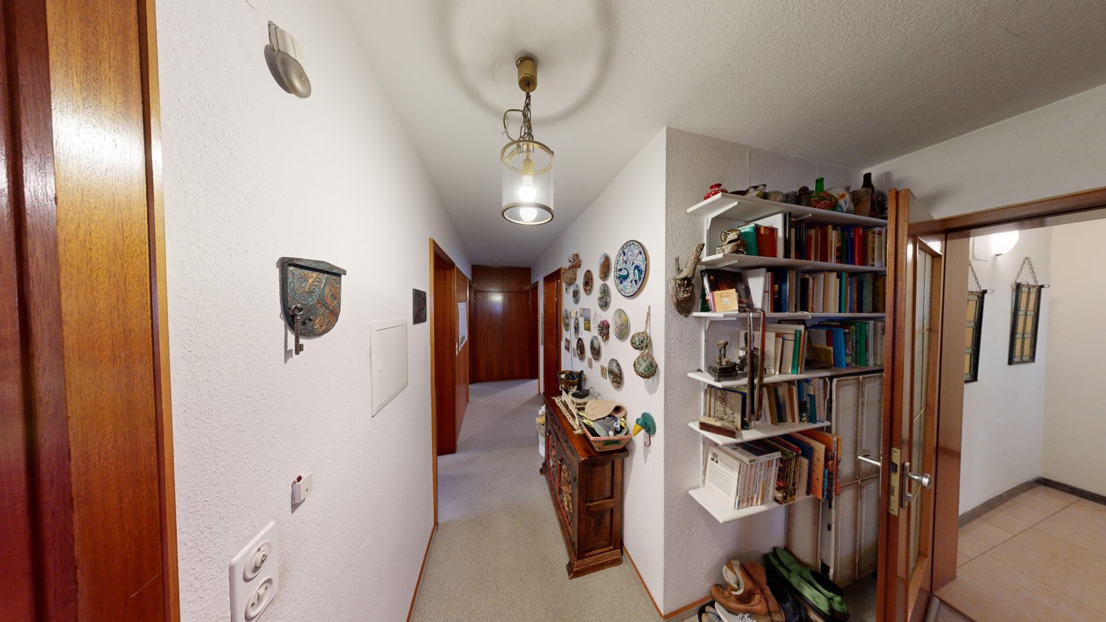 *SOLD*From capital investment to multi-generation house | two-family house with large garden & garage