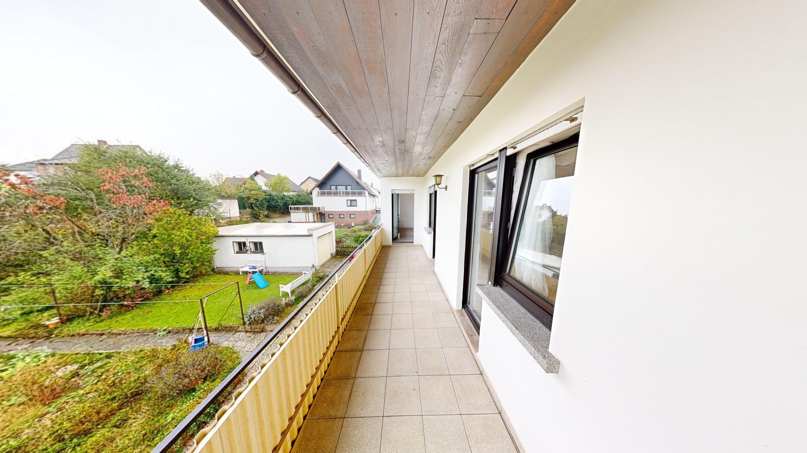 *SOLD*From capital investment to multi-generation house | two-family house with large garden & garage