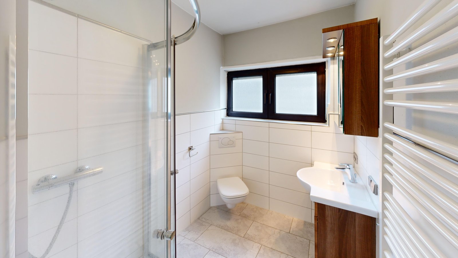 *SOLD*From capital investment to multi-generation house | two-family house with large garden & garage