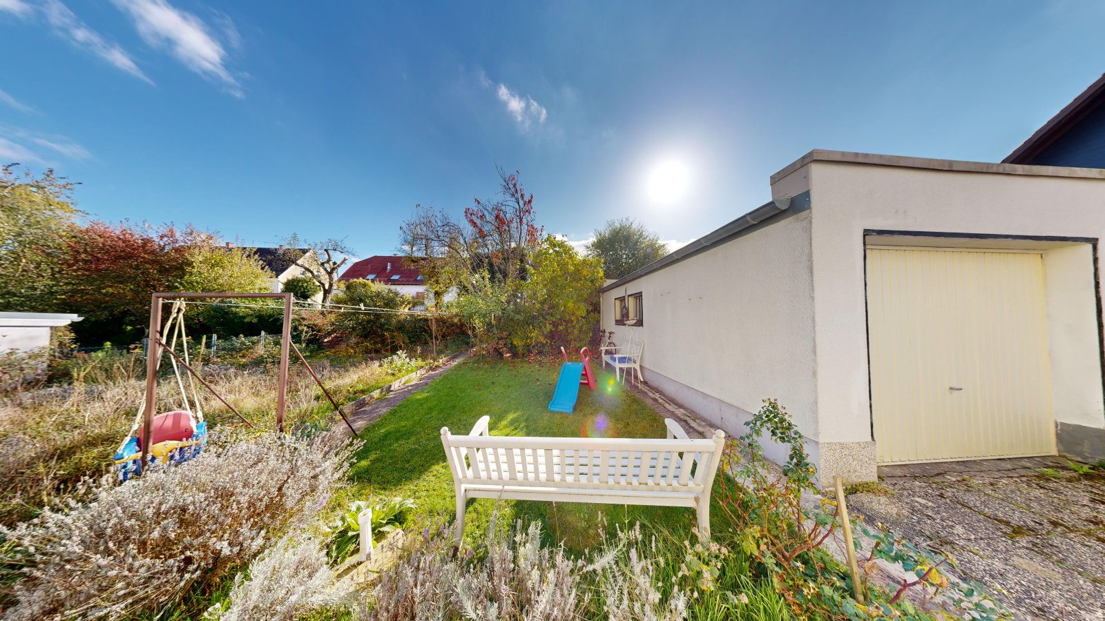 *SOLD*From capital investment to multi-generation house | two-family house with large garden & garage