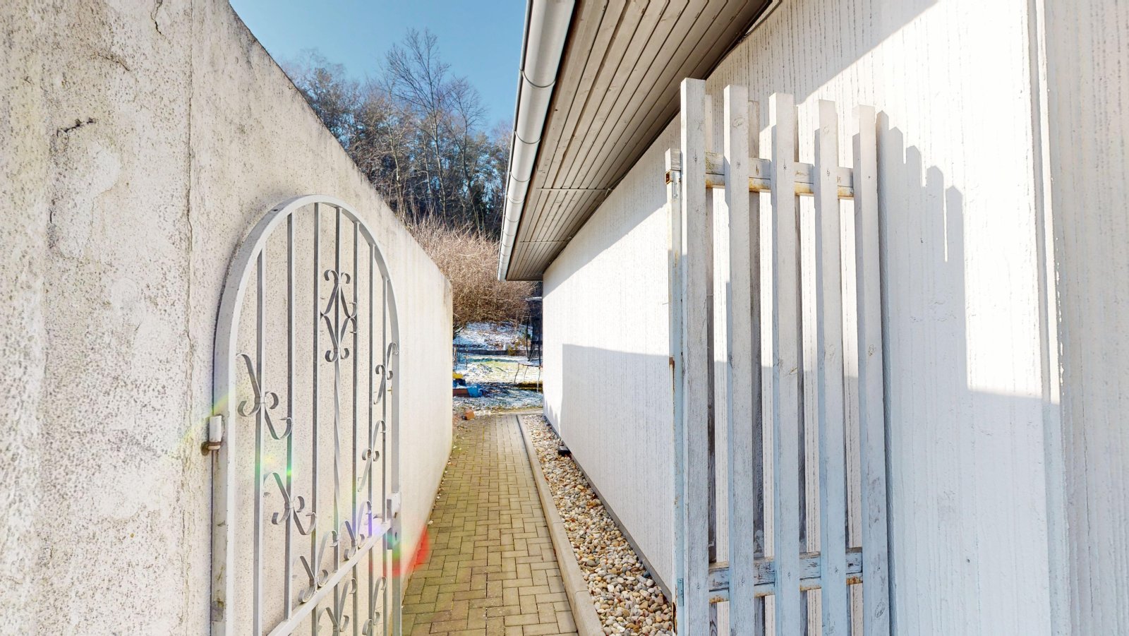 *SOLD*| Leasehold on the edge of the forest | detached house with granny apt., garden & garage