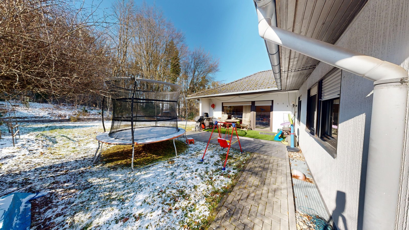 *SOLD*| Leasehold on the edge of the forest | detached house with granny apt., garden & garage