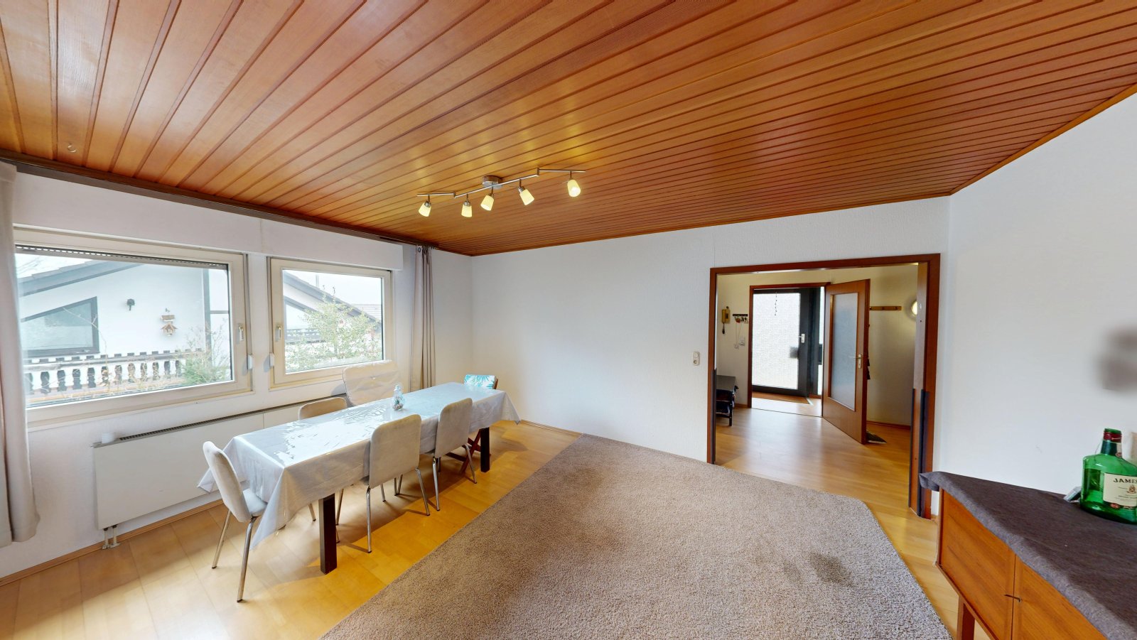 *SOLD*| Leasehold on the edge of the forest | detached house with granny apt., garden & garage