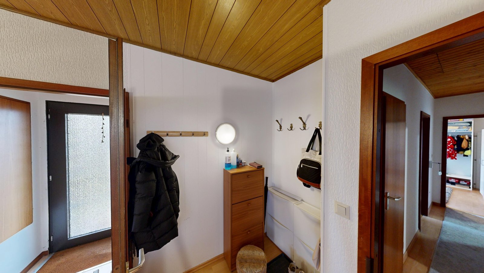 *SOLD*| Leasehold on the edge of the forest | detached house with granny apt., garden & garage