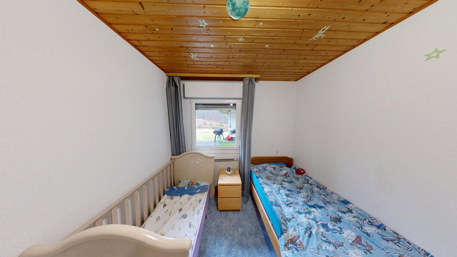 *SOLD*| Leasehold on the edge of the forest | detached house with granny apt., garden & garage