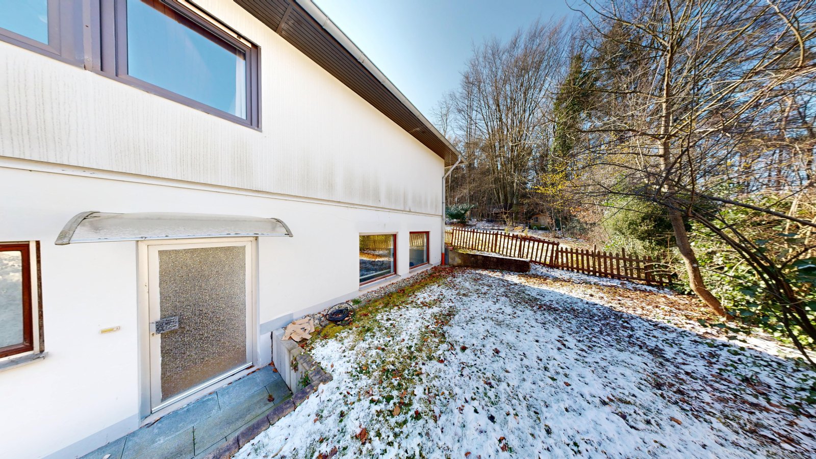 *SOLD*| Leasehold on the edge of the forest | detached house with granny apt., garden & garage