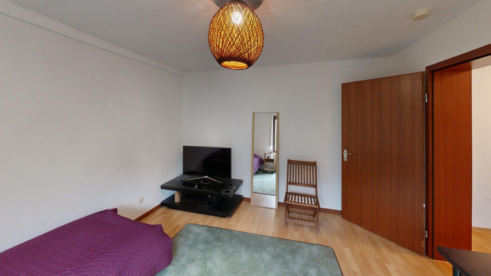 *SOLD*| Leasehold on the edge of the forest | detached house with granny apt., garden & garage