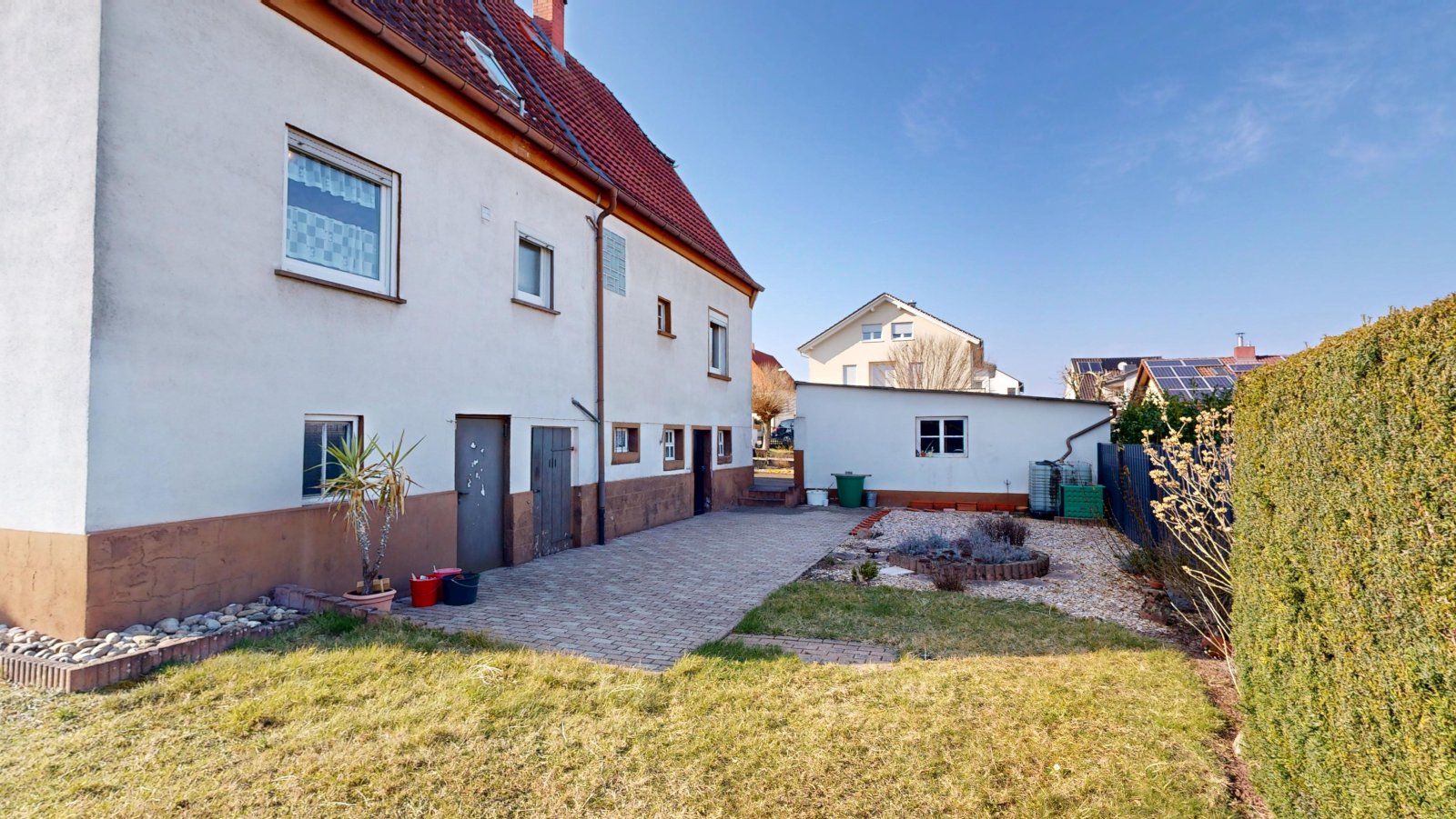 *SOLD* Family-friendly residential area | detached house with garden & garage