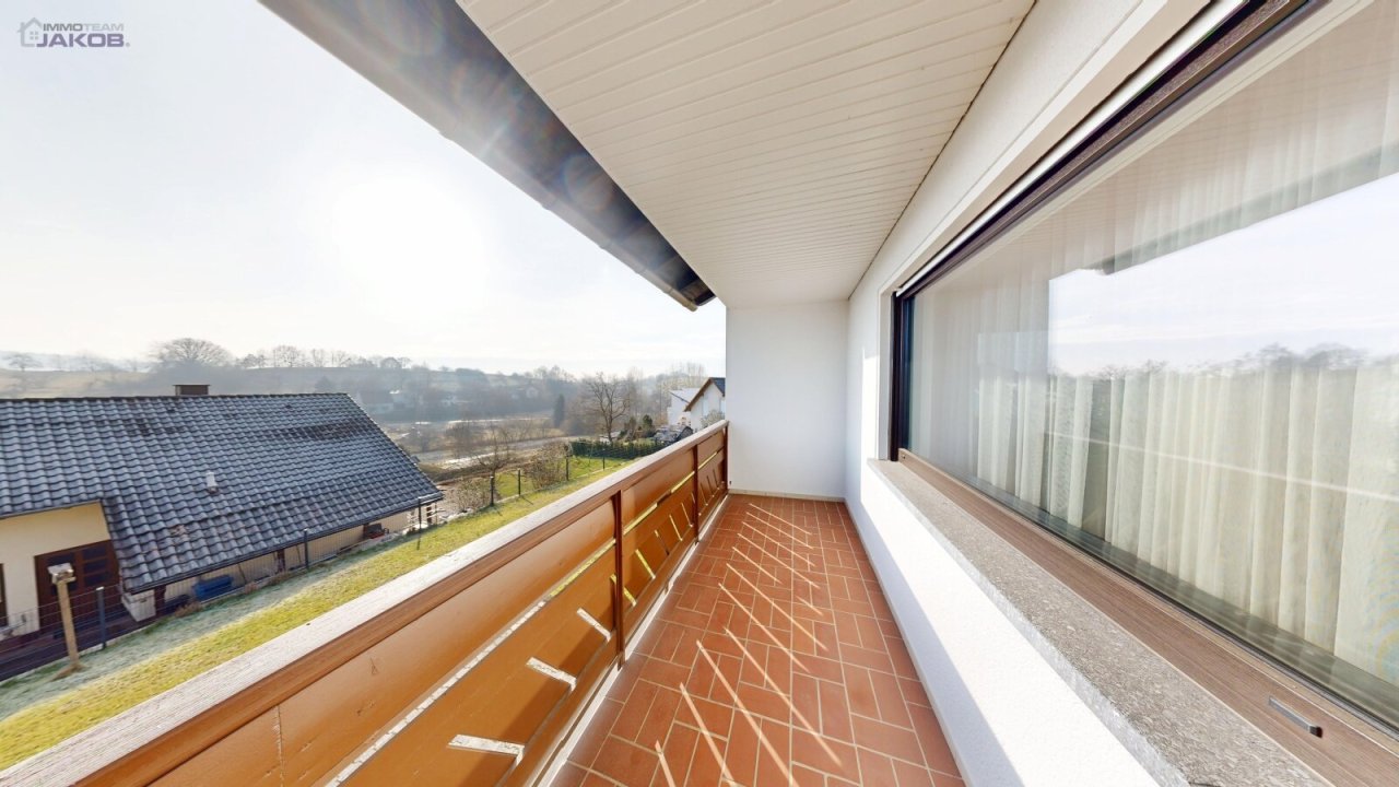 überdachter Balkon - EG