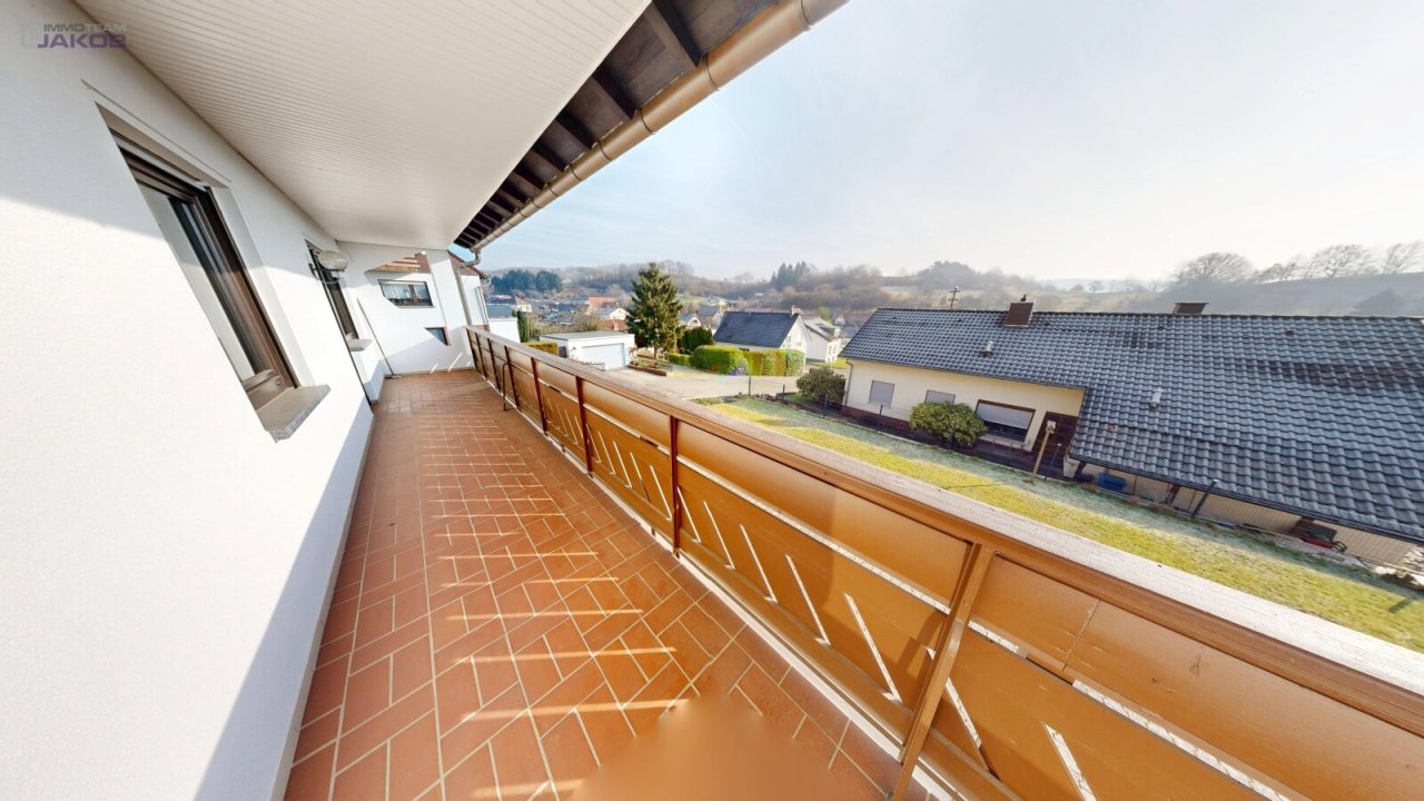 überdachter Balkon - EG