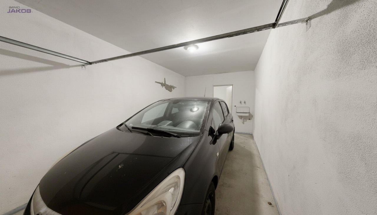 Garage - UG