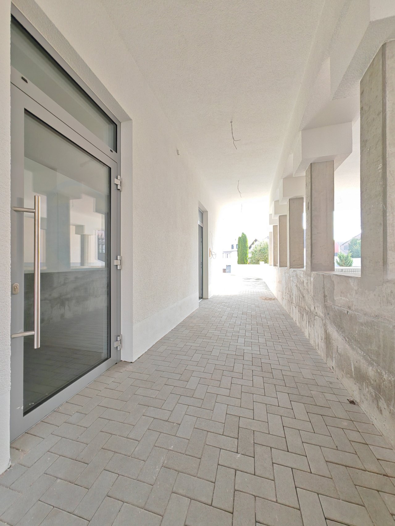 side entrance side entrance