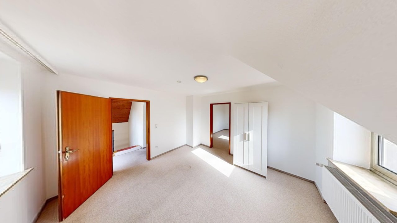 bedroom | upper floor bedroom | upper floor