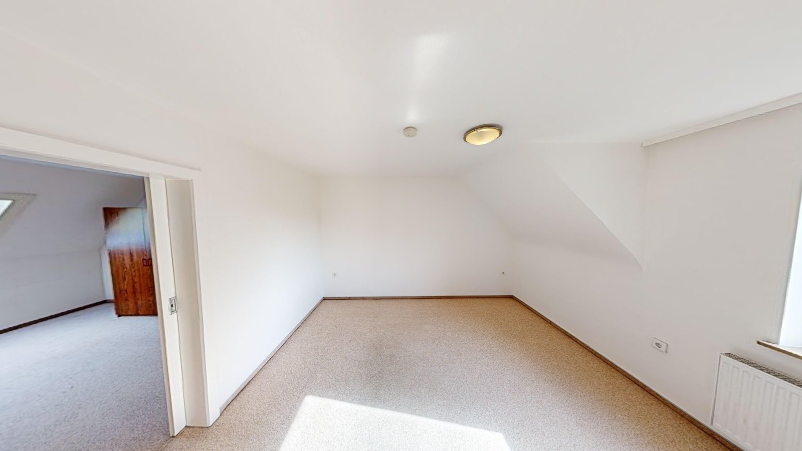 bedroom | upper floor bedroom | upper floor