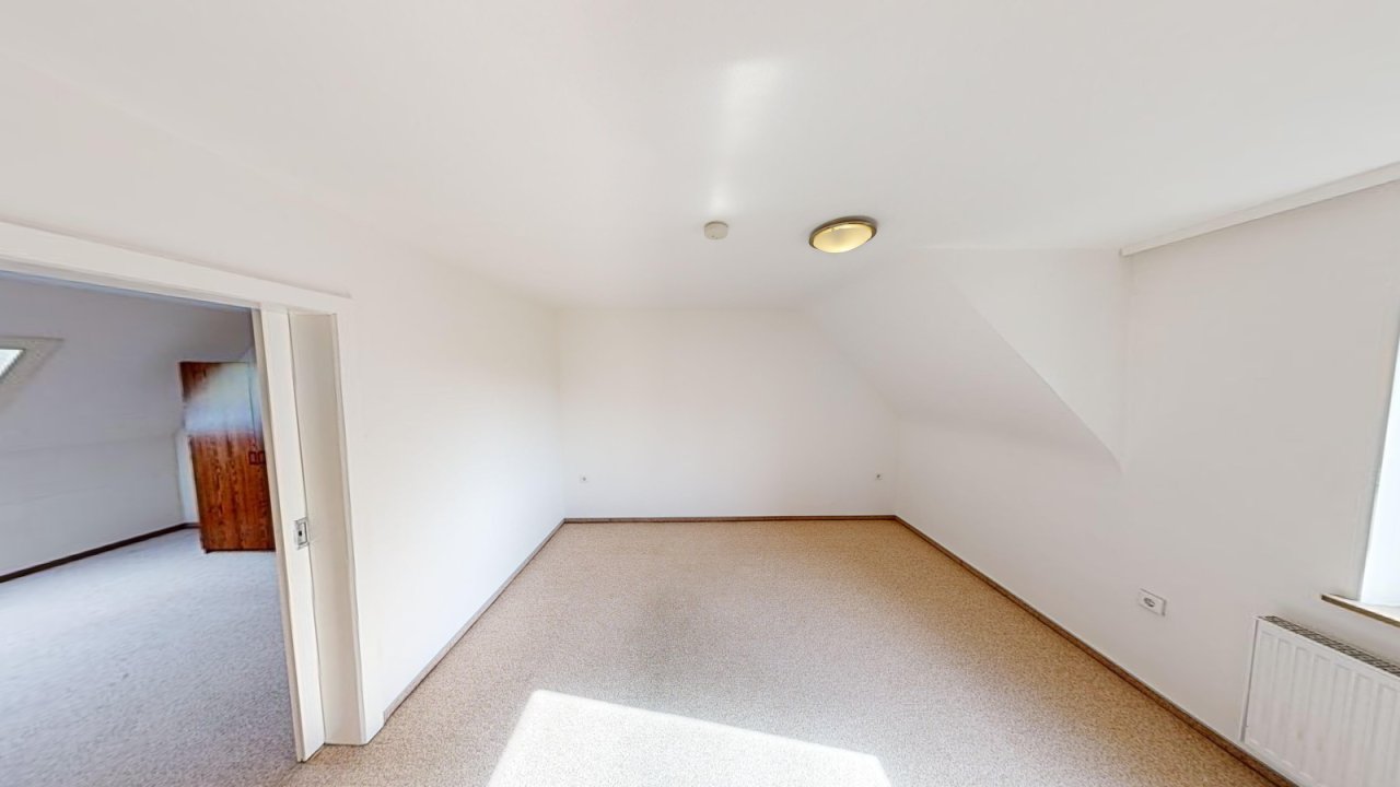 bedroom | upper floor bedroom | upper floor