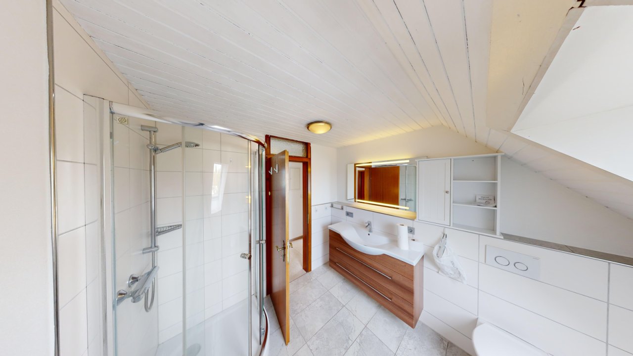 bathroom | upper floor bathroom | upper floor