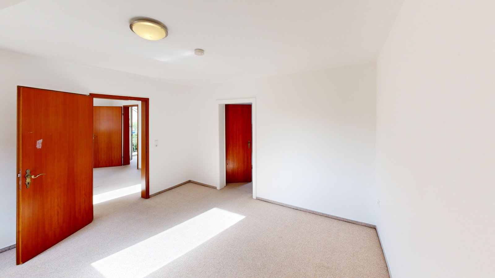bedroom | upper floor bedroom | upper floor