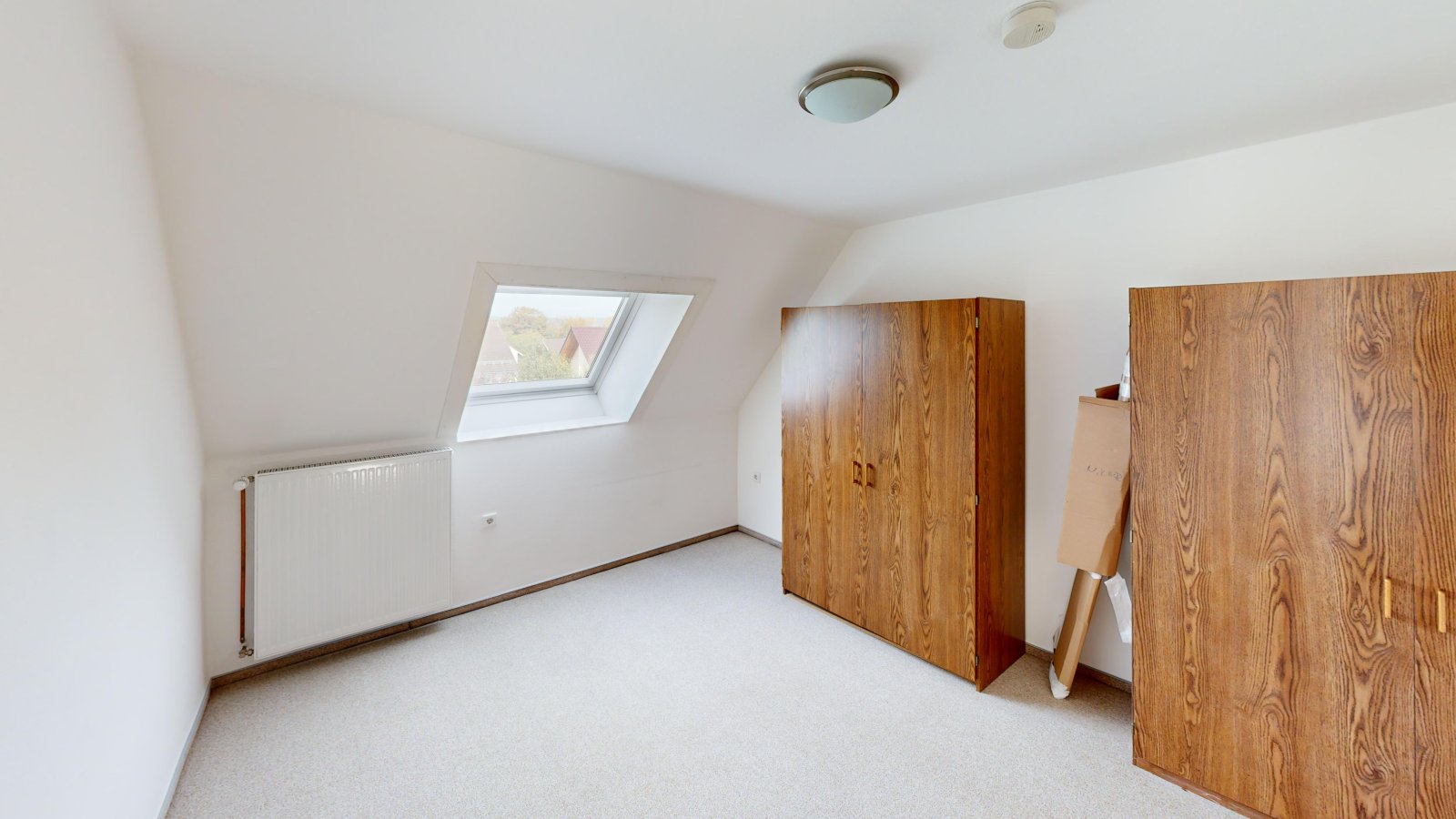 bedroom | upper floor bedroom | upper floor