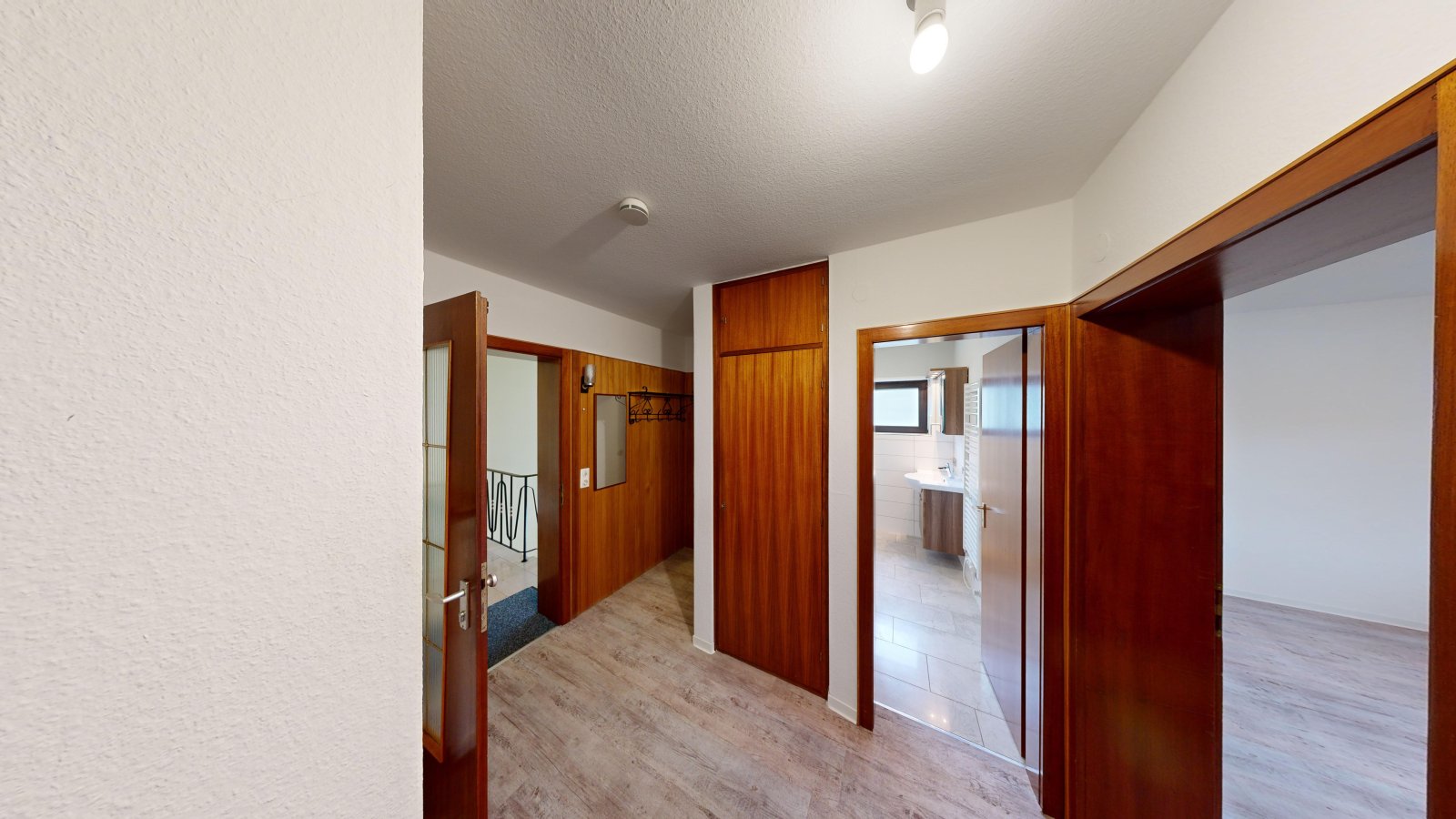 Hallway | apartment 2nd floor Hallway | apartment 2nd floor