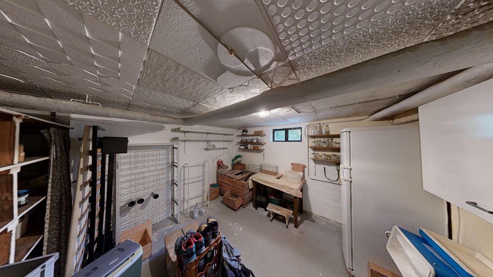 Cellar | basement Cellar | basement
